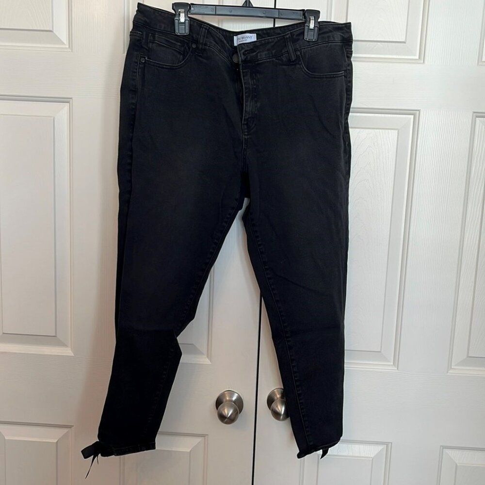 Lane Bryant Black Cropped Skinny Jeans